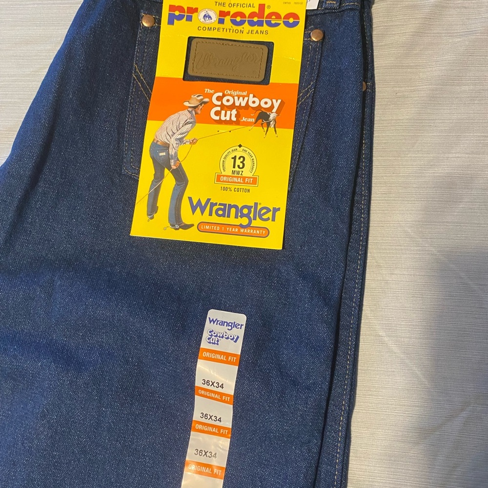 Brand new - with tags! Wrangler Men's 36x34 Blue Jeans